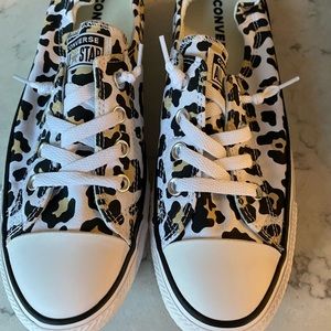 Leopard converse size 10 brand new in box
